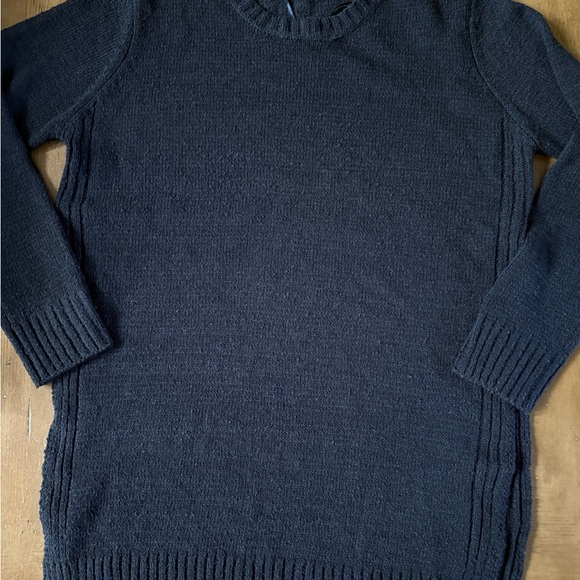 Lush Navy Sweater size L - Picture 5 of 5